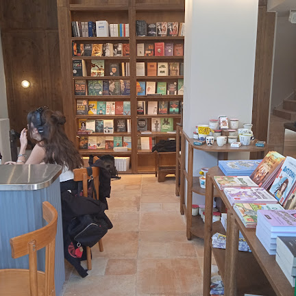 BOOKBAR